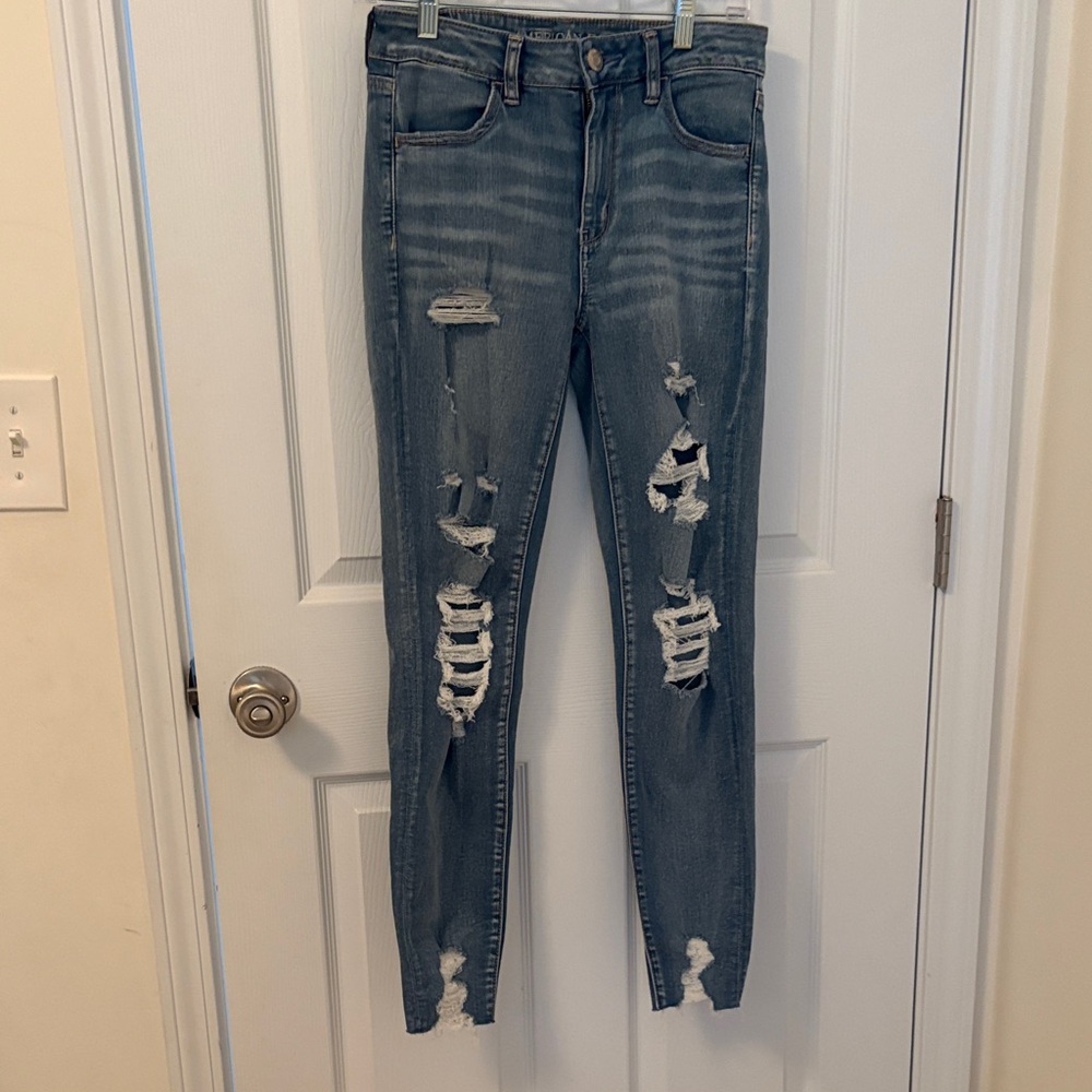 American Eagle Women’s Distressed Hi-Rise Jegging-Size 6 regular